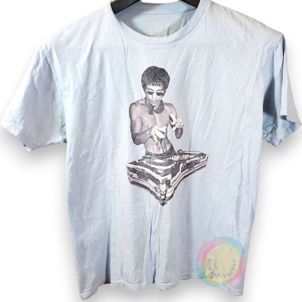 TeePublic Bruce Lee DJ Turntable Graphic Tee L